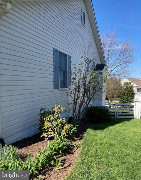 1012 Bexhill Dr, Frederick, MD 21702 photo 5