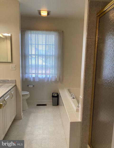 1012 Bexhill Dr, Frederick, MD 21702 photo 34