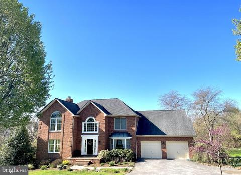 3315 N Hill Ct, Middletown, MD 21769