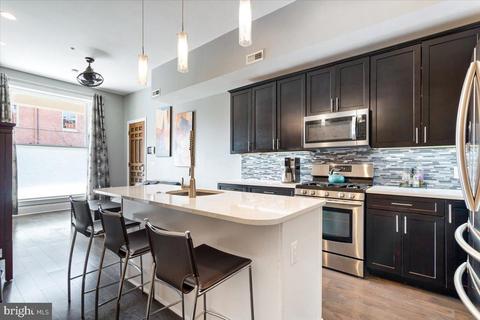 9 E 2nd St #1B, Frederick, MD 21701 photo 2