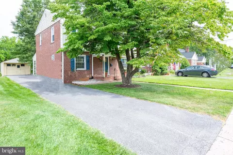 503 Grant Pl, Frederick, MD 21702 photo 4