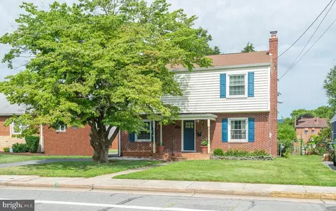 503 Grant Pl, Frederick, MD 21702 photo 2