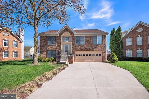 1001 Seneca Dr, Frederick, MD 21703