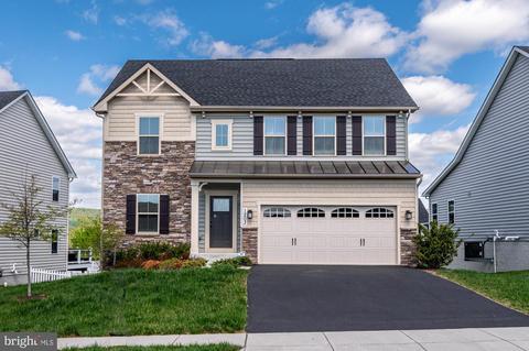 1203 Tide Lock St, Brunswick, MD 21716