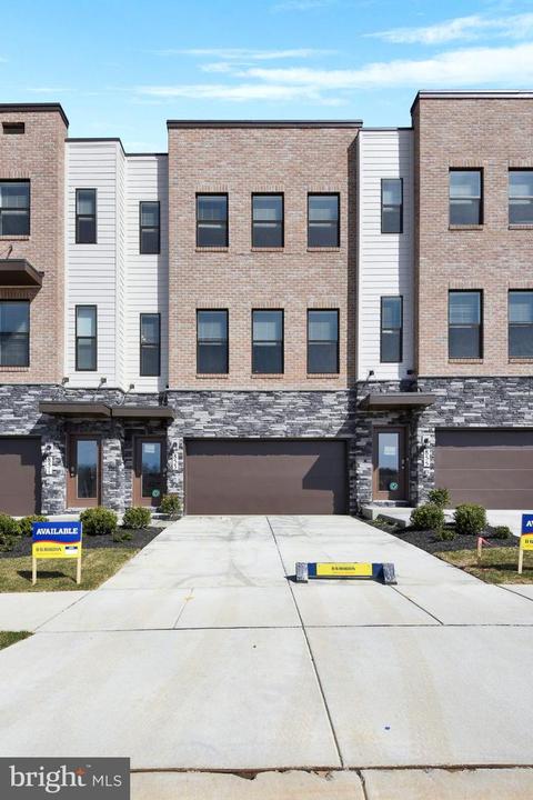 873 Amity St, Frederick, MD 21701 photo 3