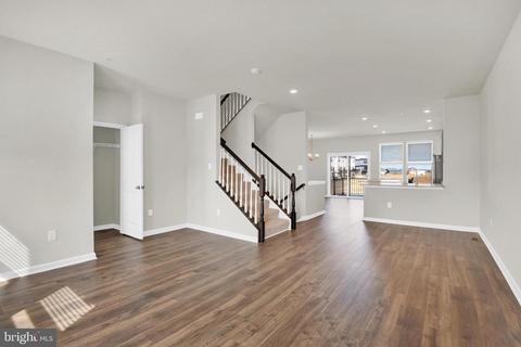 875 Amity St, Frederick, MD 21701 photo 9