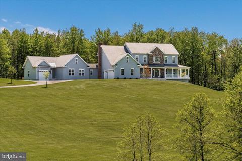 8227 Ball Rd, Frederick, MD 21704