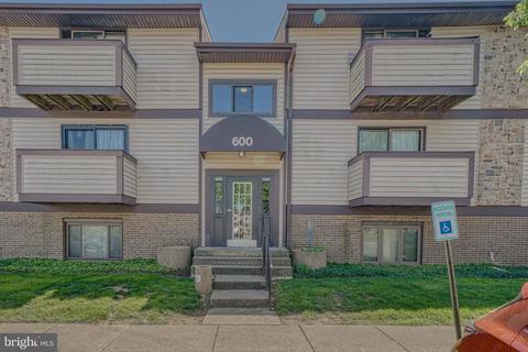 600 Heather Ridge Dr #11B, Frederick, MD 21702
