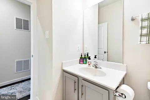 3205 Stone Barn Dr, Frederick, MD 21704 photo 9