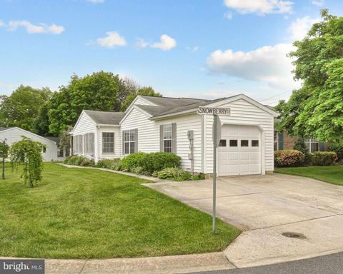 6893 Snowberry Ct, Frederick, MD 21703