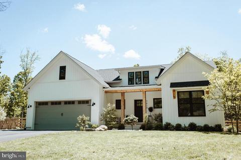 7615 Woodville Rd, Mount Airy, MD 21771