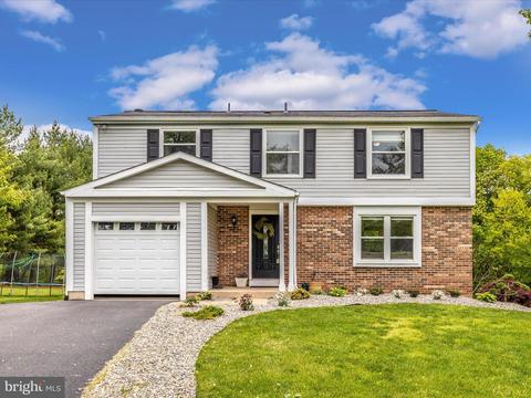 4715 Briggswood Ct, Frederick, MD 21703