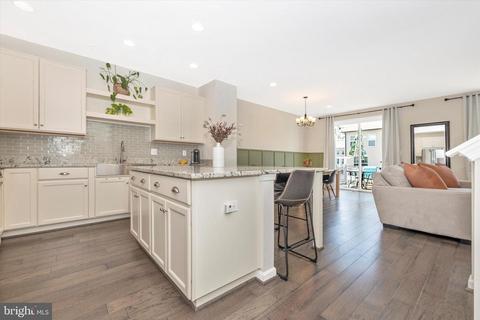 5652 Owl St, Frederick, MD 21704 photo 4