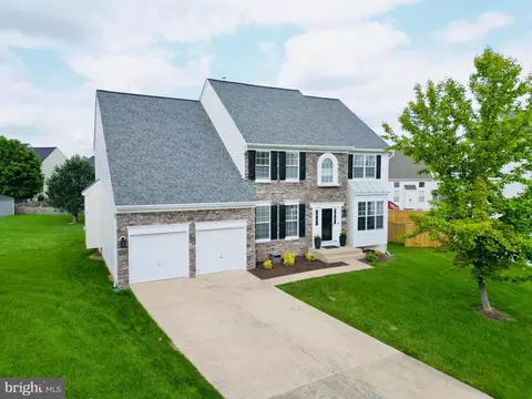 602 Crossover Ct, Frederick, MD 21703 photo 2