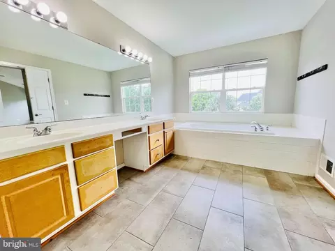 602 Crossover Ct, Frederick, MD 21703 photo 28