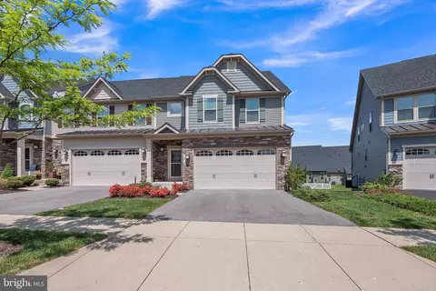 1312 Pennington Dr, Brunswick, MD 21716
