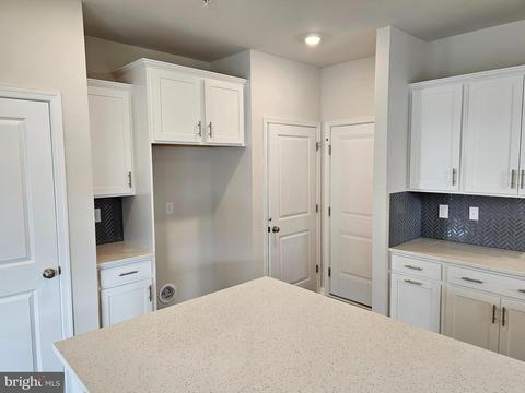 442 Constellation Ln, Frederick, MD 21701 photo 10