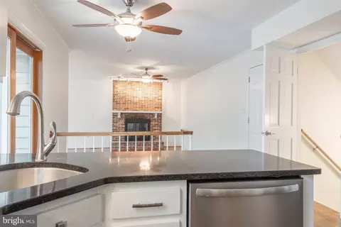 7206 Rainbow Ln, Frederick, MD 21702 photo 13