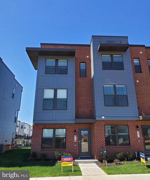 419 Union St, Frederick, MD 21701 photo 1