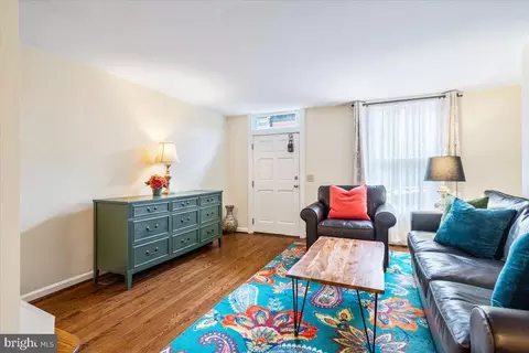 42 E South St, Frederick, MD 21701 photo 6
