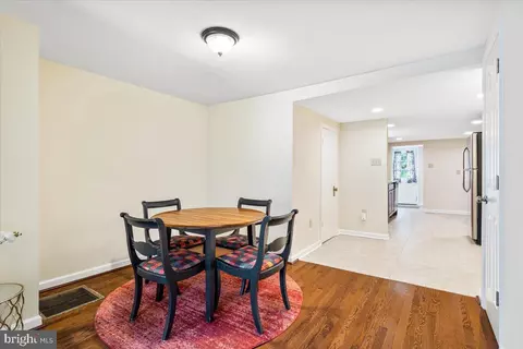 42 E South St, Frederick, MD 21701 photo 7