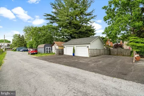 42 E South St, Frederick, MD 21701 photo 37