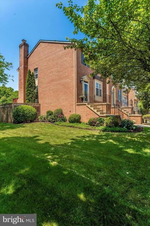 8263 Waterside Ct, Frederick, MD 21701 photo 9