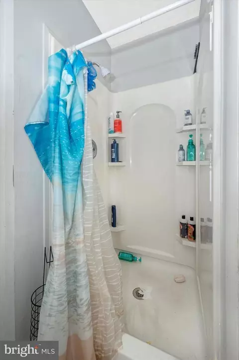403 S W W, Frederick, MD 21701 photo 38