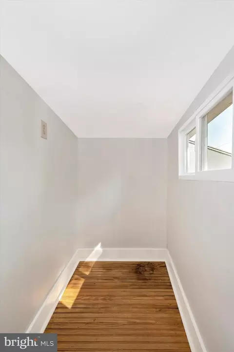 403 S W W, Frederick, MD 21701 photo 17