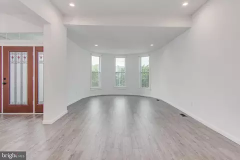 115 E Potomac St, Brunswick, MD 21716 photo 7