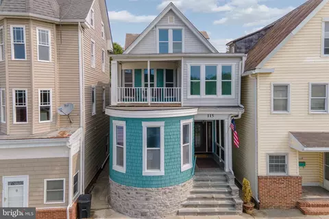 115 E Potomac St, Brunswick, MD 21716 photo 2