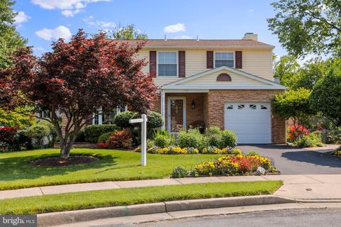 1835 Meadowgrove Ln, Frederick, MD 21702