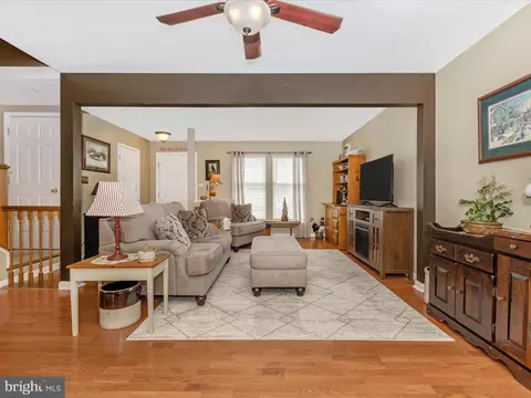 2275 Wetherburne Way, Frederick, MD 21702 photo 7