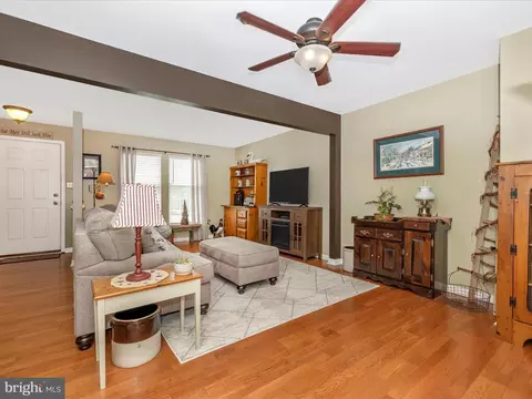 2275 Wetherburne Way, Frederick, MD 21702 photo 5