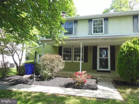 1487 Key Pkwy, Frederick, MD 21702