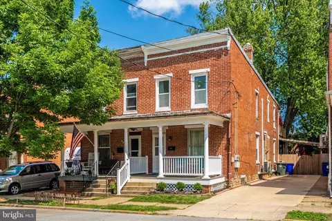 253 Washington St, Frederick, MD 21701