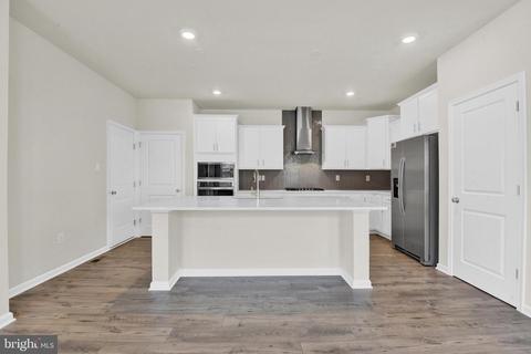 434 Constellation Ln, Frederick, MD 21701 photo 6