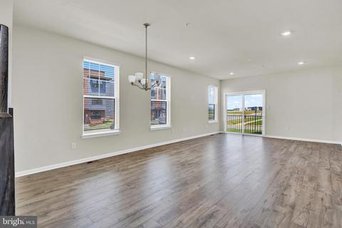 434 Constellation Ln, Frederick, MD 21701 photo 4