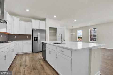 434 Constellation Ln, Frederick, MD 21701 photo 8
