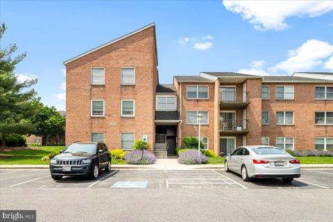 300 Chapel Ct #320, Walkersville, MD 21793