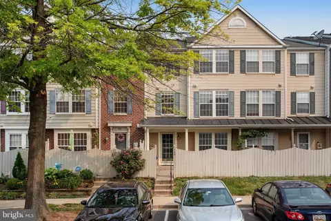 589 Boysenberry Ln, Frederick, MD 21703