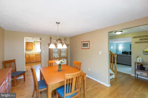 6571 Whetstone Dr, Frederick, MD 21703 photo 12