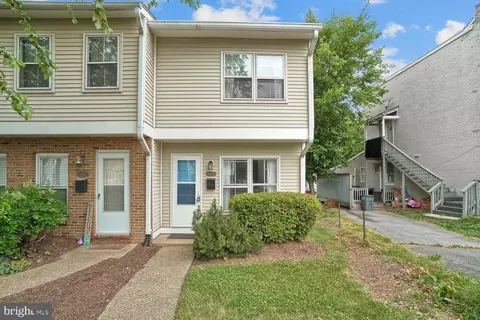 103 E 8th St #103F, Frederick, MD 21701