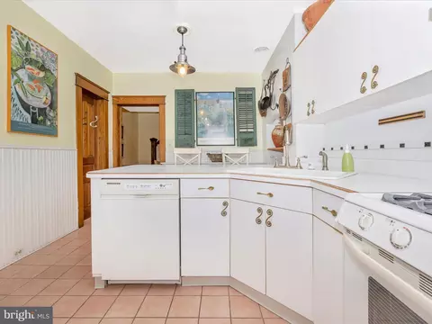 243 Dill Ave, Frederick, MD 21701 photo 16