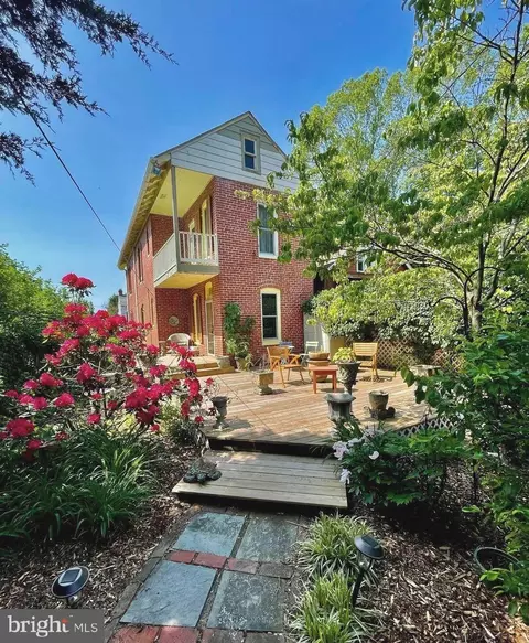243 Dill Ave, Frederick, MD 21701 photo 3