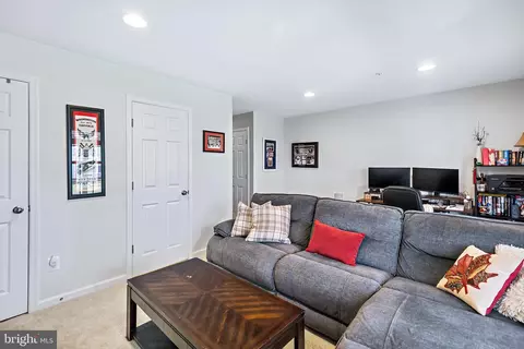 5950 Krantz Dr, Frederick, MD 21703 photo 9