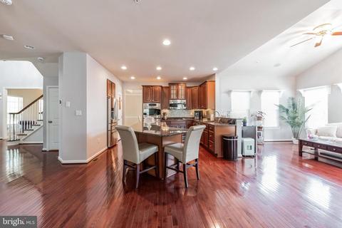 1908 Chamberlain Dr, Frederick, MD 21702 photo 6