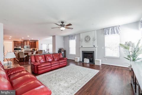 1908 Chamberlain Dr, Frederick, MD 21702 photo 10