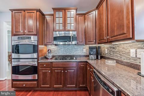 1908 Chamberlain Dr, Frederick, MD 21702 photo 9