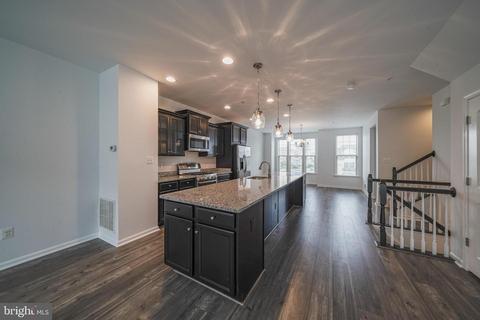 4733 Verdana Loop, Frederick, MD 21703 photo 3